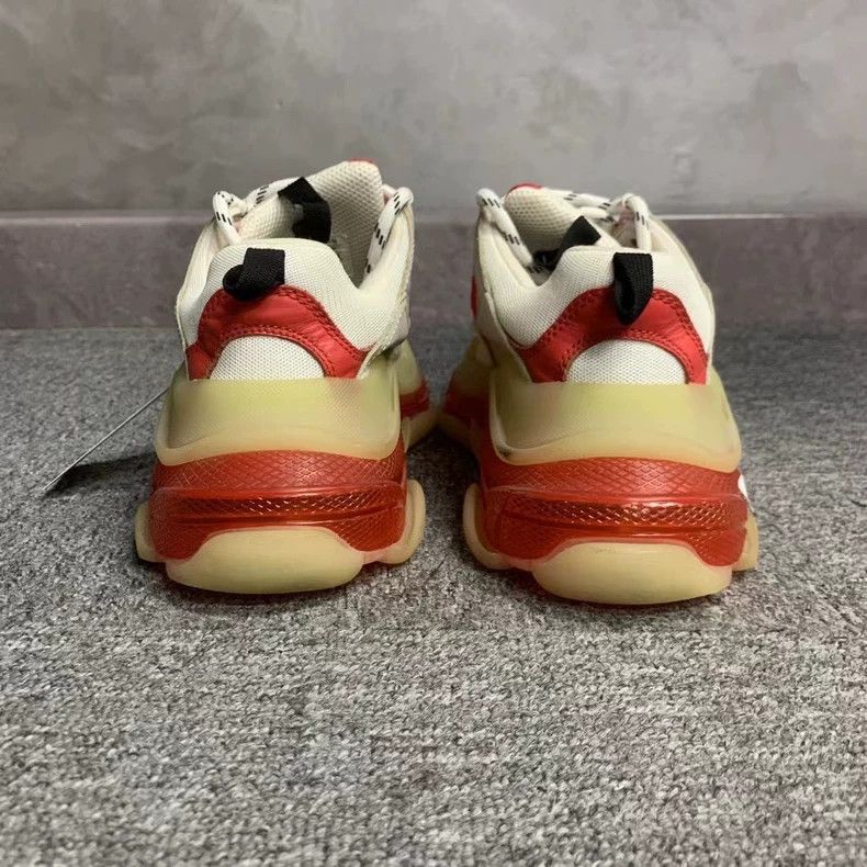 Balenciaga Balenciaga latest white and red air-cushioned triples Size US 5 / EU 37 - 3 Thumbnail