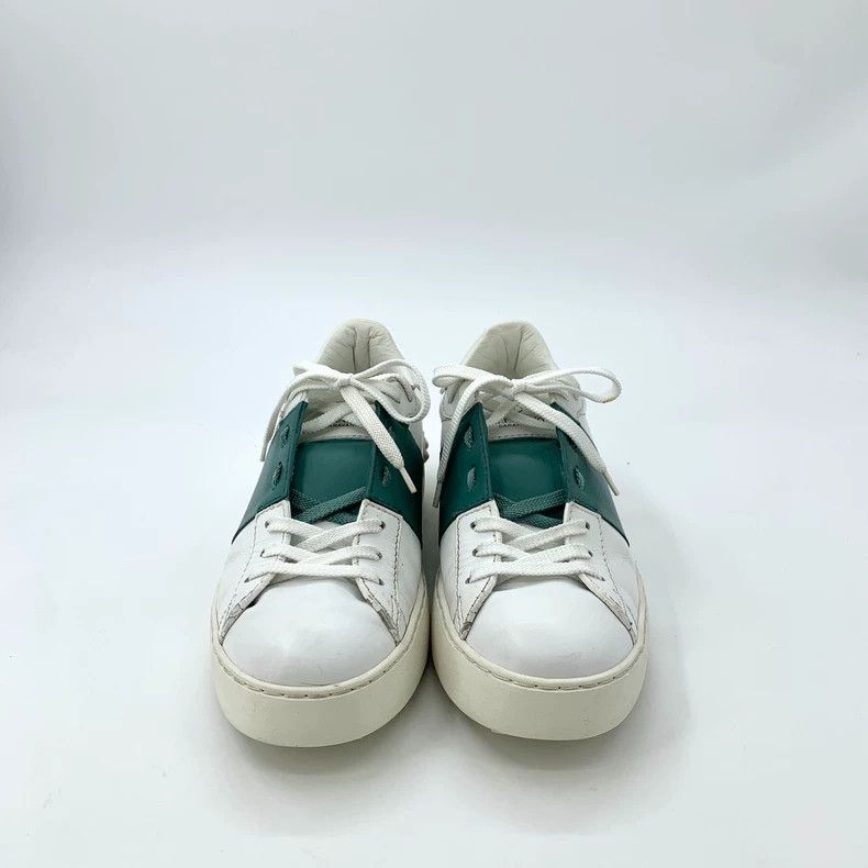 Valentino Valentino Valentino Size 38.5 White Studs Laced Casual Shoes Size US 6 / EU 39 - 3 Thumbnail
