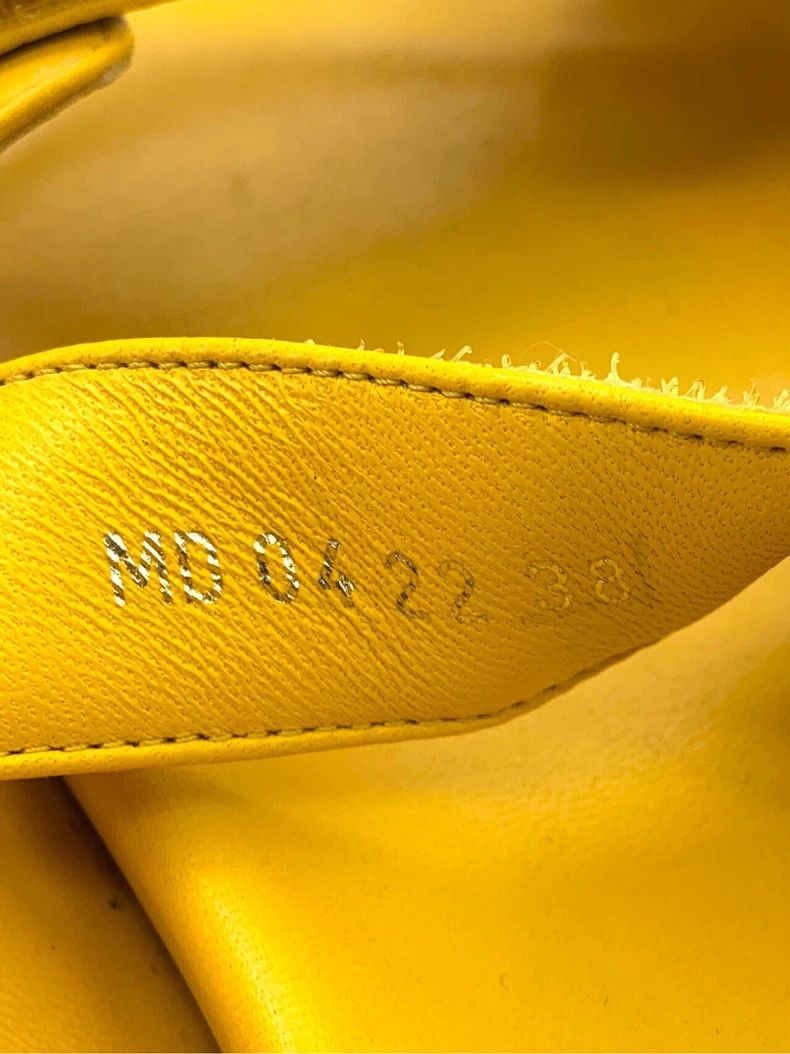 Dior Dior Dior Size 38 Yellow Logo Letter Magic Tape One-strap Leather Sandals Size US 5.5 / EU 38 - 6 Thumbnail