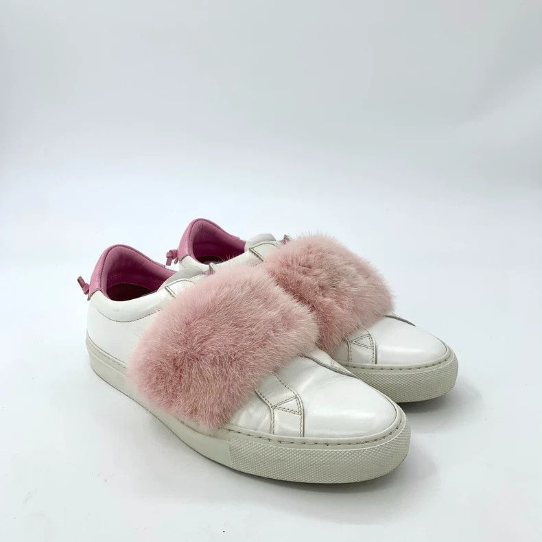 Givenchy Givenchy White fur collar casual sports shoes, size 37 Size US 6 / IT 36 - 2 Thumbnail