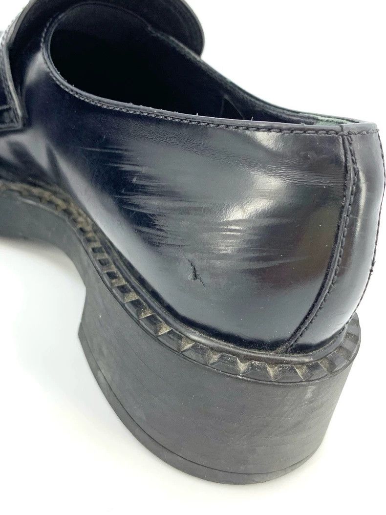 Prada Prada Logo triangle标志 black leather loafer shoes, size 38 Size US 5.5 / EU 38 - 8 Thumbnail