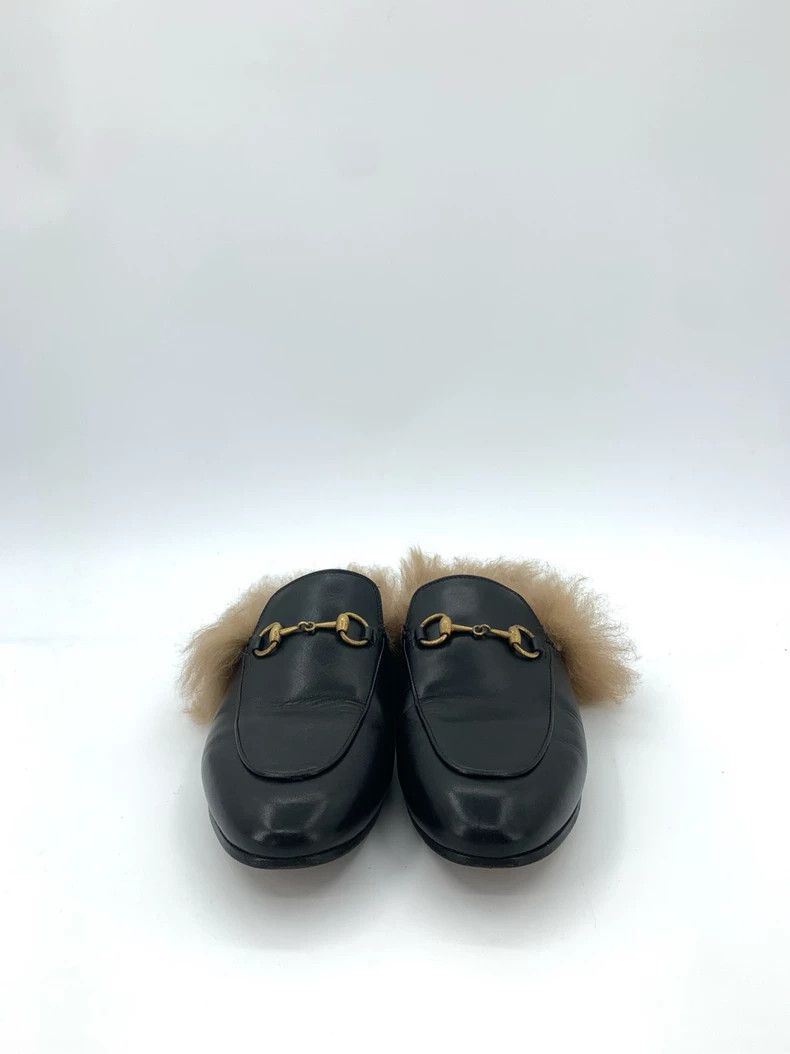 Gucci Gucci Size 37.5 Black Horsebit Fur Trim Loafers Size US 6 / IT 36 - 3 Thumbnail