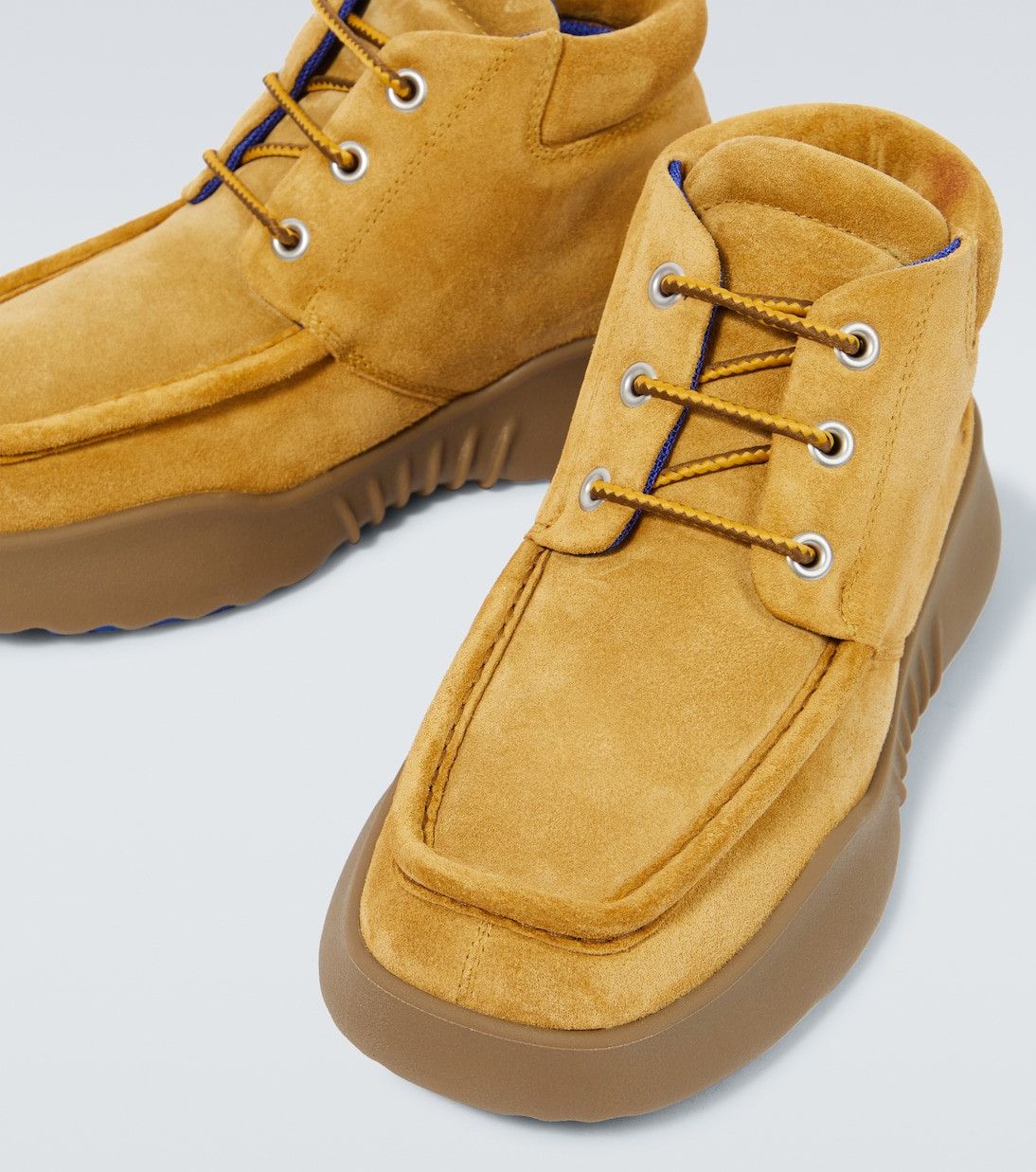 Burberry EKD suede ankle boots Size US 8 / EU 41 - 2 Thumbnail
