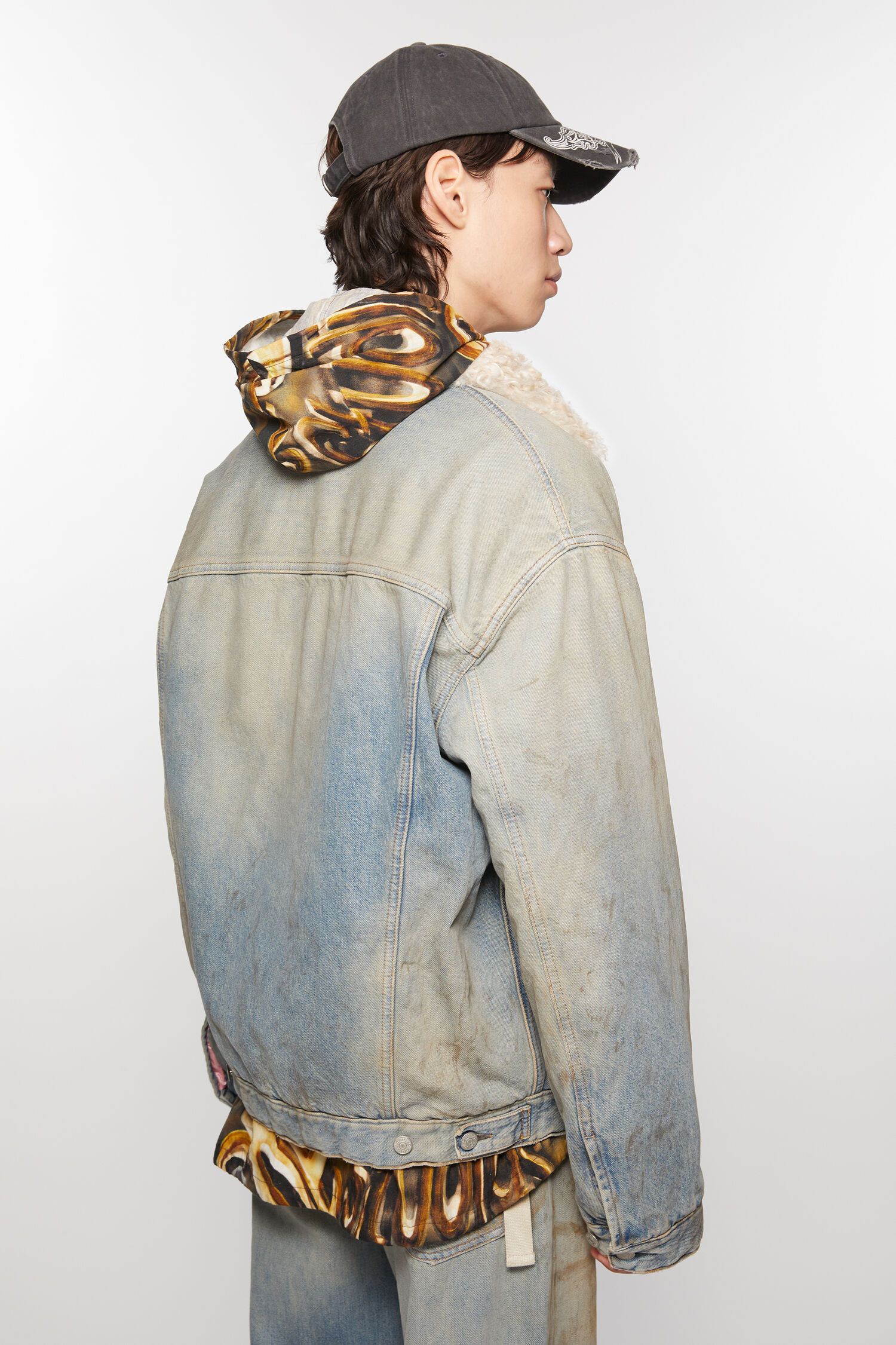 Acne Studios DENIM FUR TRIM JACKET - OVERSIZED FIT Size US M / EU 48-50 / 2 - 3 Thumbnail
