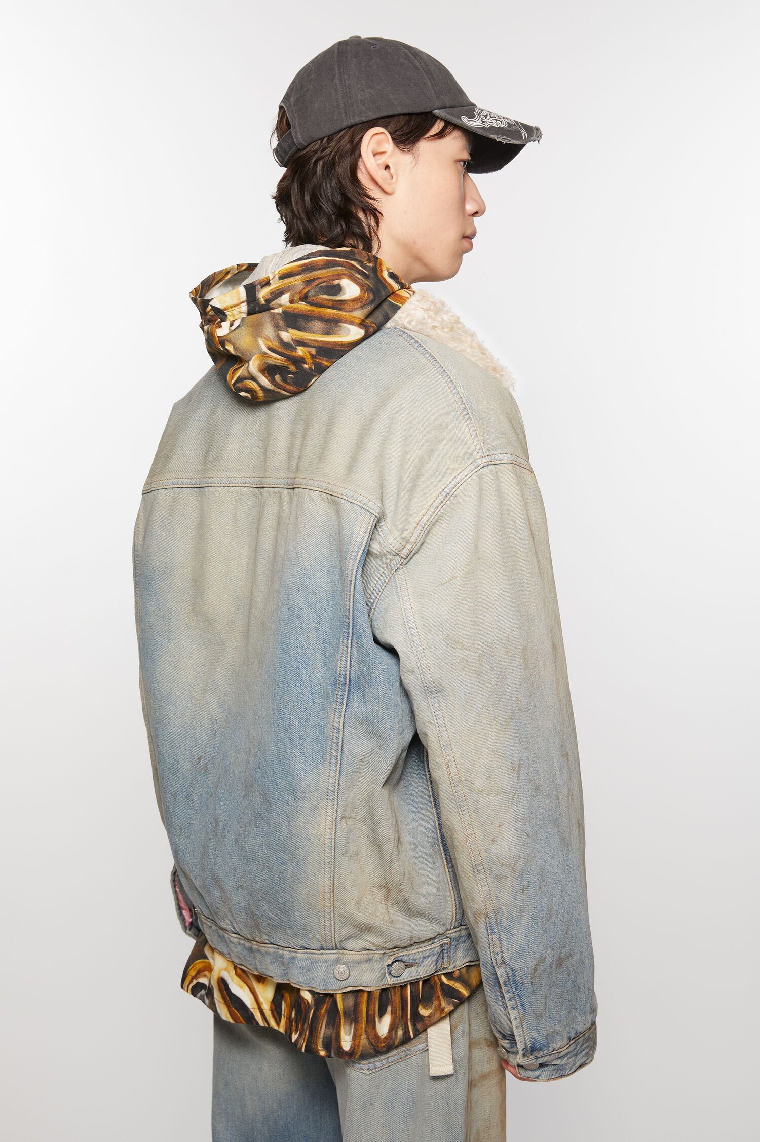 Acne Studios DENIM FUR TRIM JACKET - OVERSIZED FIT Size US XS / EU 42 / 0 - 3 Thumbnail