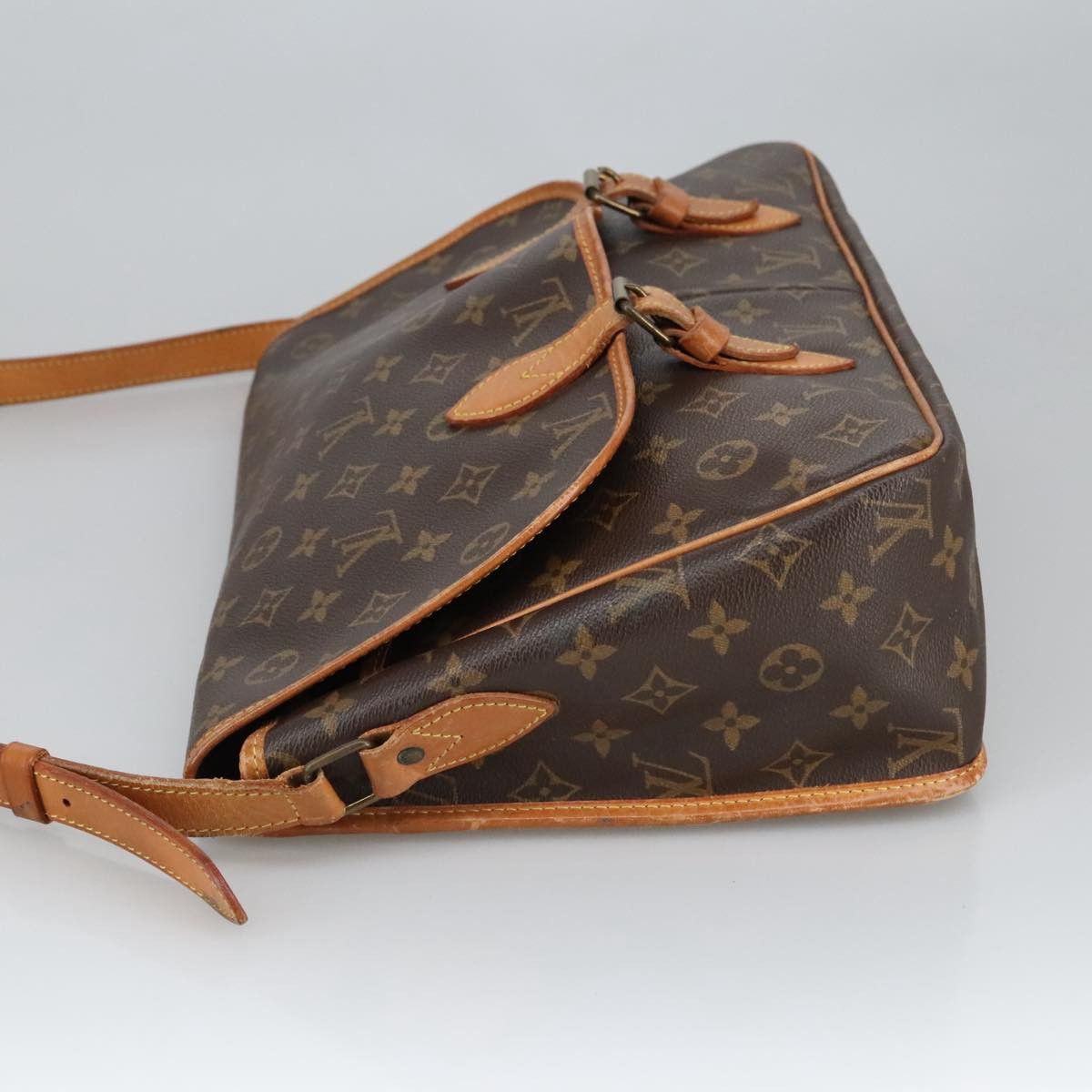 Louis Vuitton Gibecière Brown Canvas Shoulder Bag (Pre-Owned) Size ONE SIZE - 4 Thumbnail