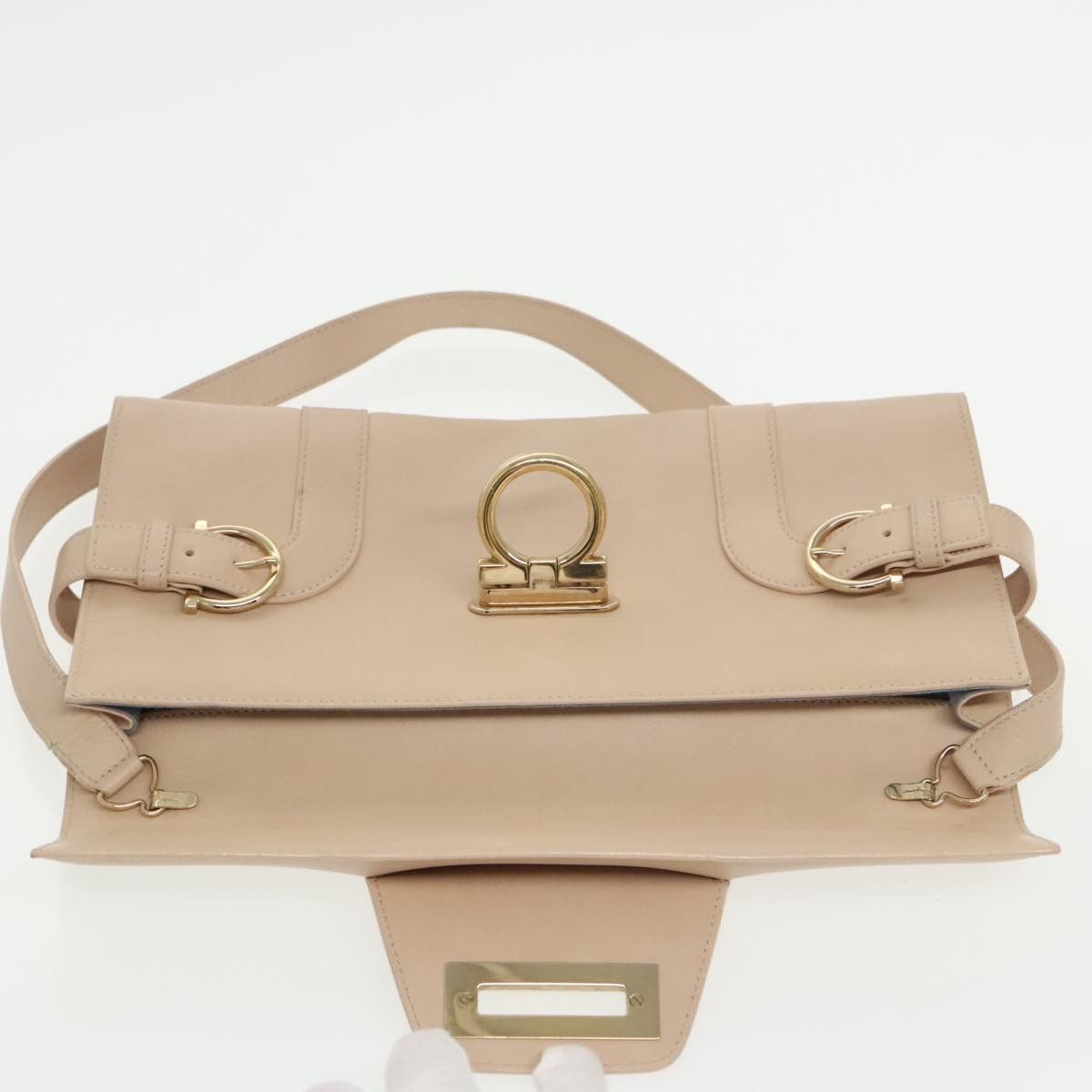 Salvatore Ferragamo Gancini Beige Leather Shoulder Bag (Pre-Owned) Size ONE SIZE - 13 Thumbnail