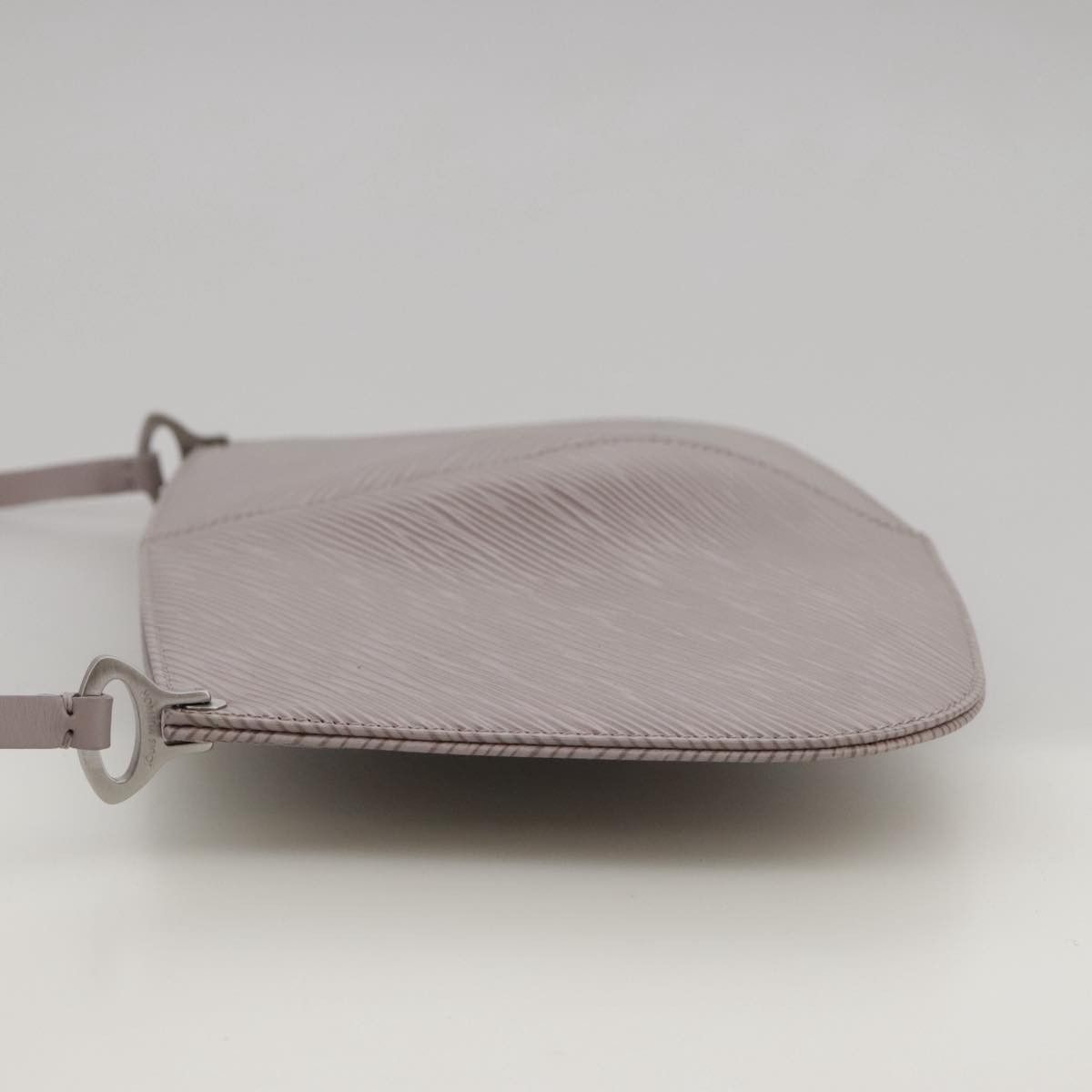 Louis Vuitton Demi Lune Grey Leather Clutch Bag (Pre-Owned) Size ONE SIZE - 3 Thumbnail