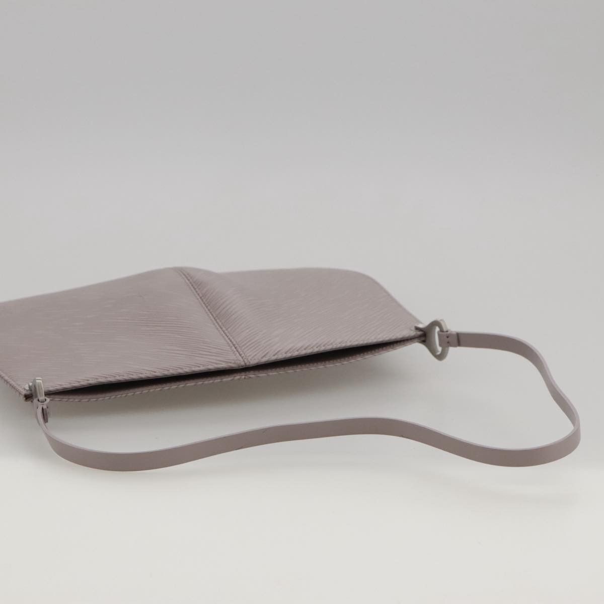 Louis Vuitton Demi Lune Grey Leather Clutch Bag (Pre-Owned) Size ONE SIZE - 18 Thumbnail