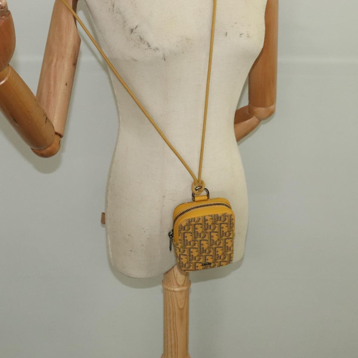 Dior Oblique Yellow Canvas Shoulder Bag (Pre-Owned) Size ONE SIZE - 20 Thumbnail