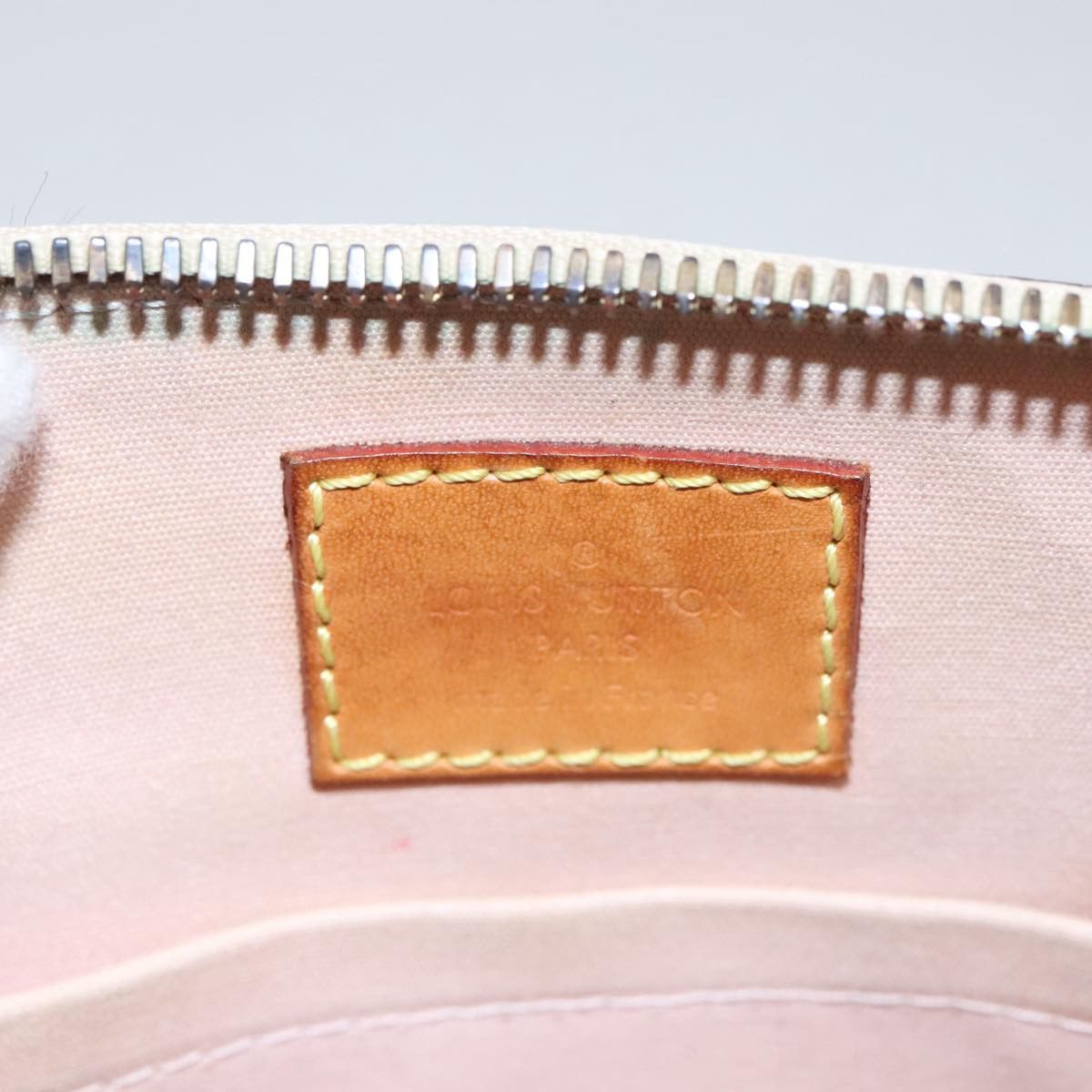 Louis Vuitton Alma Bb Beige Patent Leather Handbag (Pre-Owned) Size ONE SIZE - 20 Thumbnail