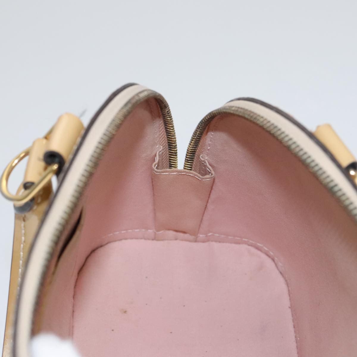 Louis Vuitton Alma Bb Beige Patent Leather Handbag (Pre-Owned) Size ONE SIZE - 15 Thumbnail