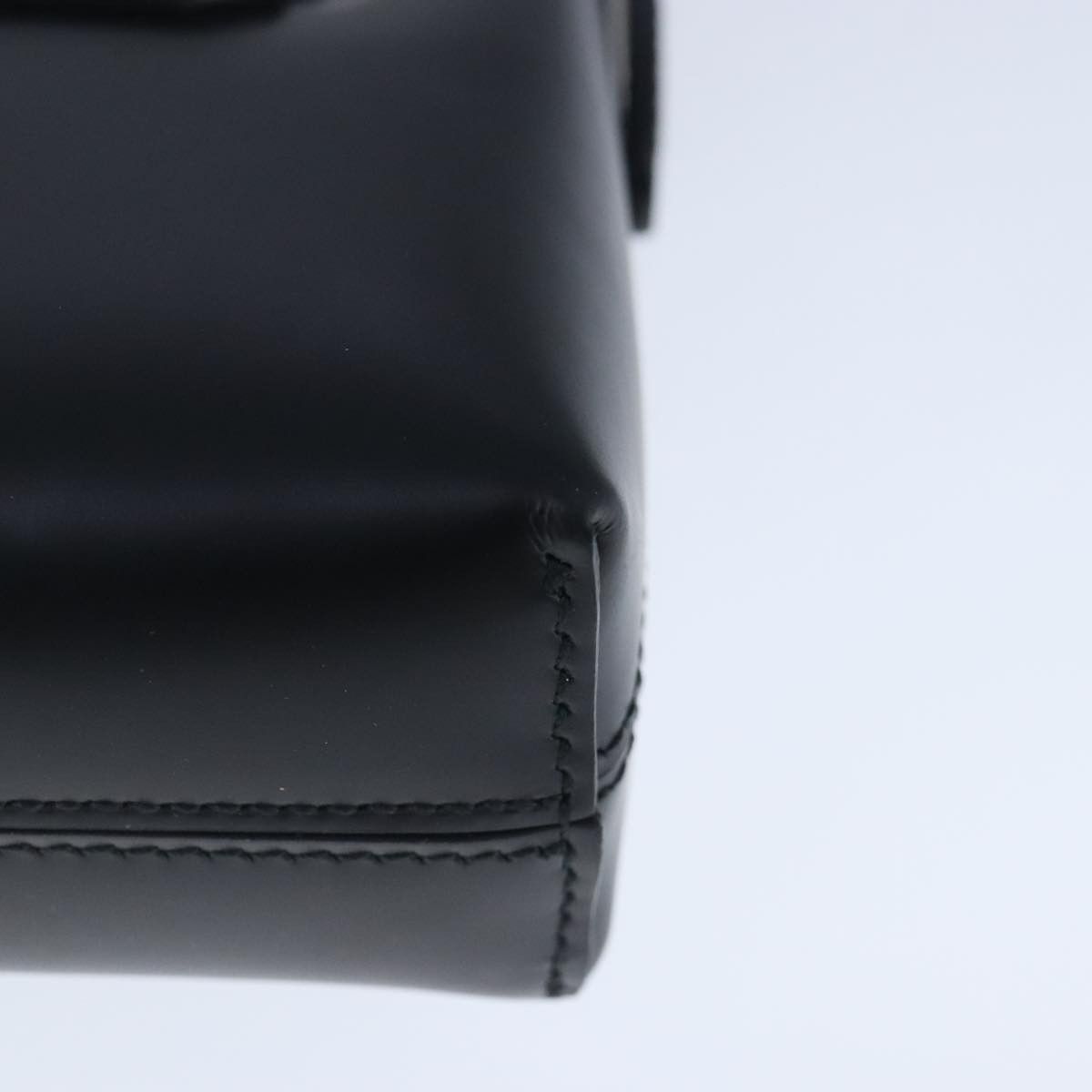 Salvatore Ferragamo Gancini Black Leather Handbag (Pre-Owned) Size ONE SIZE - 18 Thumbnail