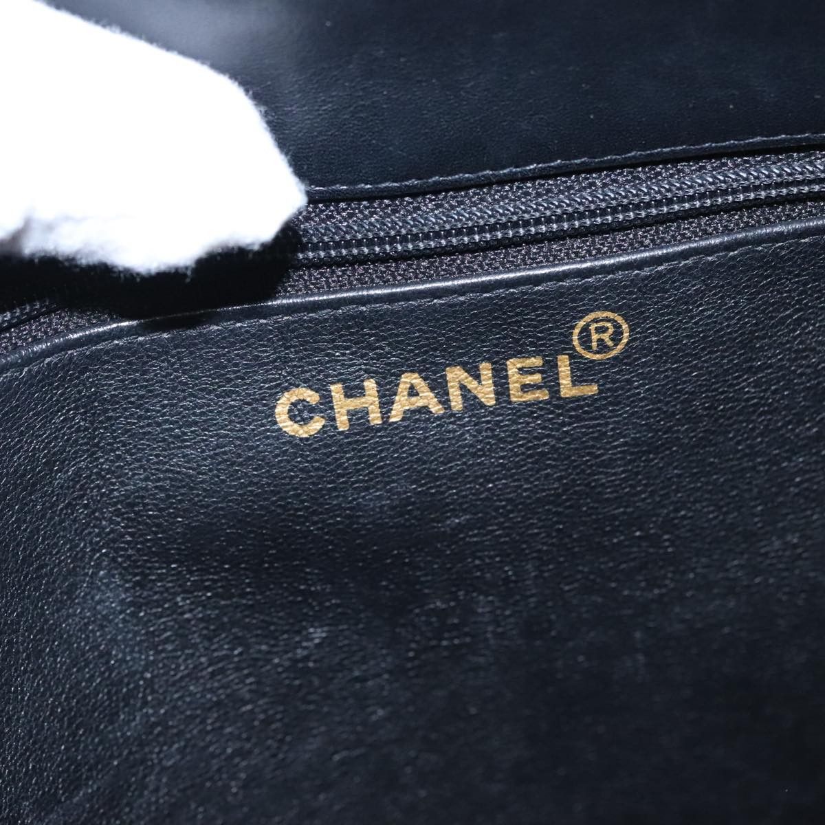 Chanel Cc Black Leather Tote Bag (Pre-Owned) Size ONE SIZE - 15 Thumbnail