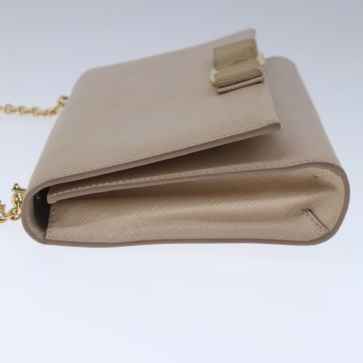 Salvatore Ferragamo Vara Beige Leather Shoulder Bag (Pre-Owned) Size ONE SIZE - 3 Thumbnail