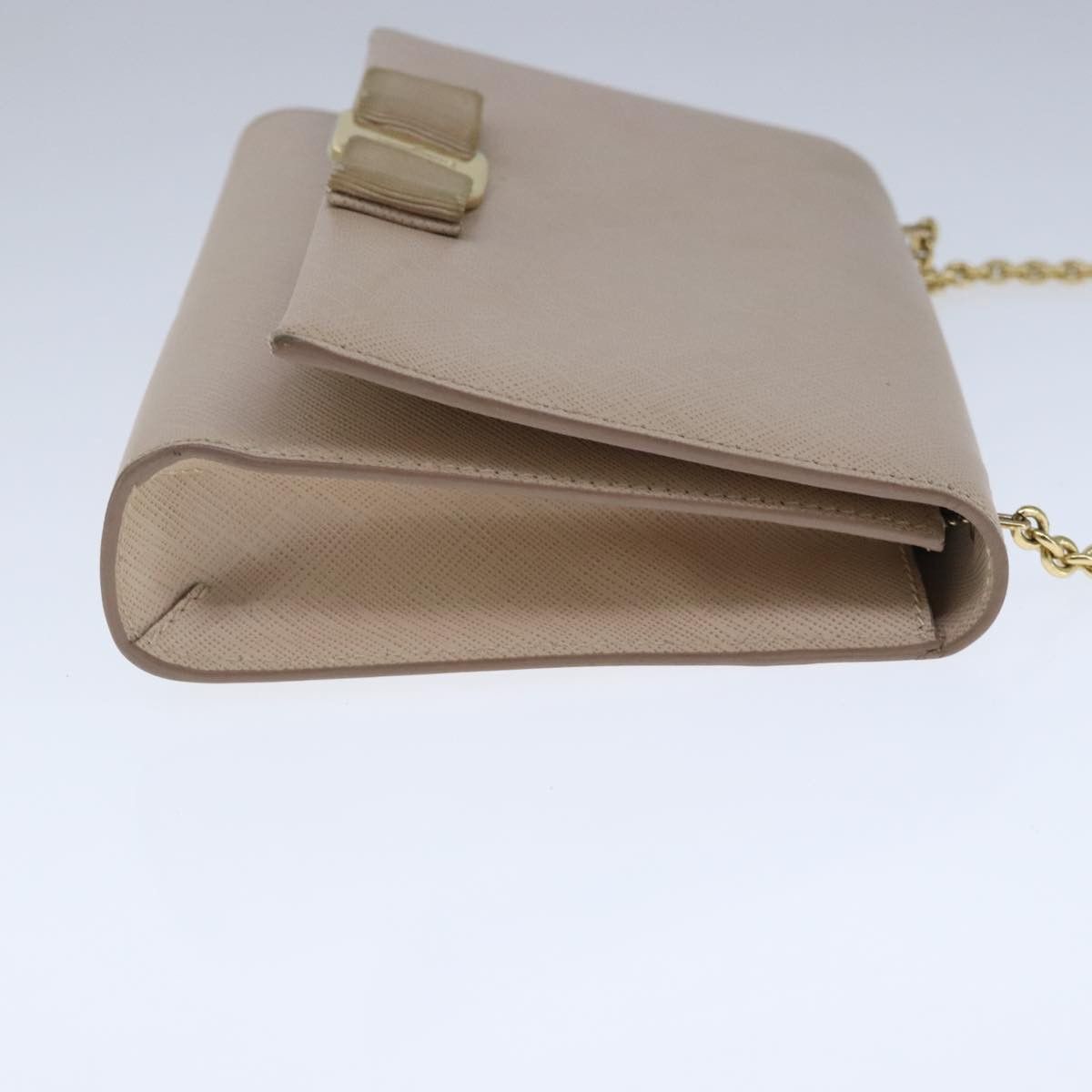 Salvatore Ferragamo Vara Beige Leather Shoulder Bag (Pre-Owned) Size ONE SIZE - 4 Thumbnail