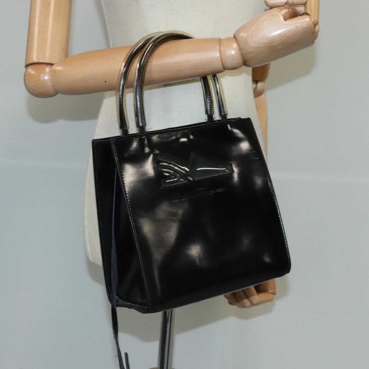 Salvatore Ferragamo Black Leather Handbag (Pre-Owned) Size ONE SIZE - 11 Thumbnail