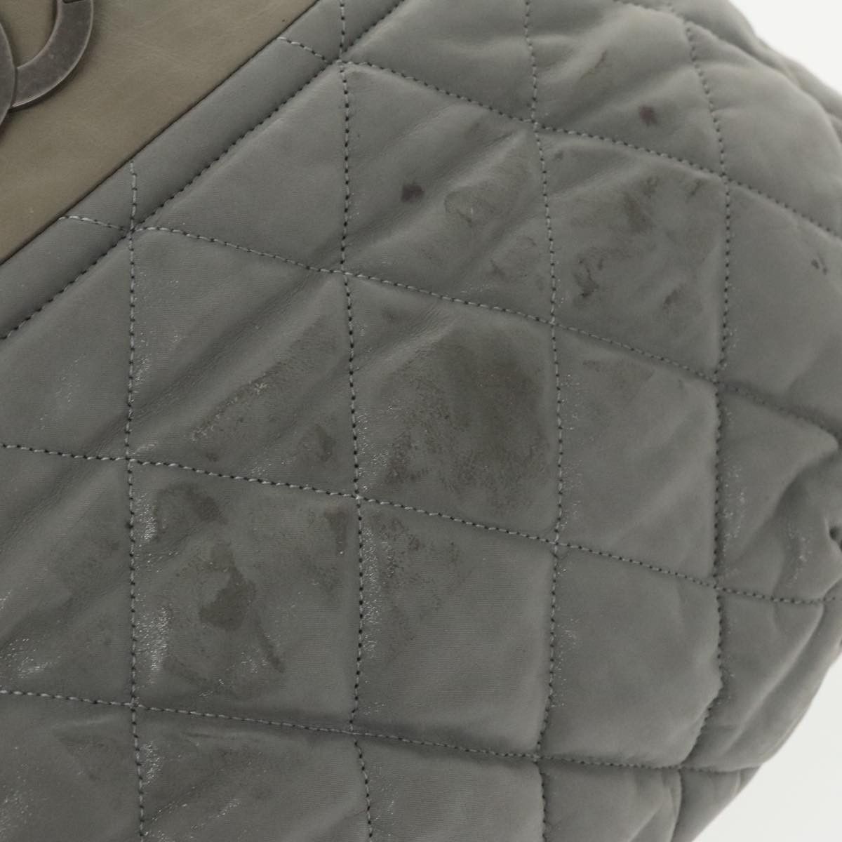 Chanel Quilted Grey Leather Handbag (Pre-Owned) Size ONE SIZE - 7 Thumbnail