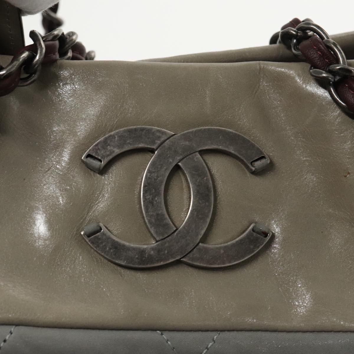 Chanel Quilted Grey Leather Handbag (Pre-Owned) Size ONE SIZE - 8 Thumbnail