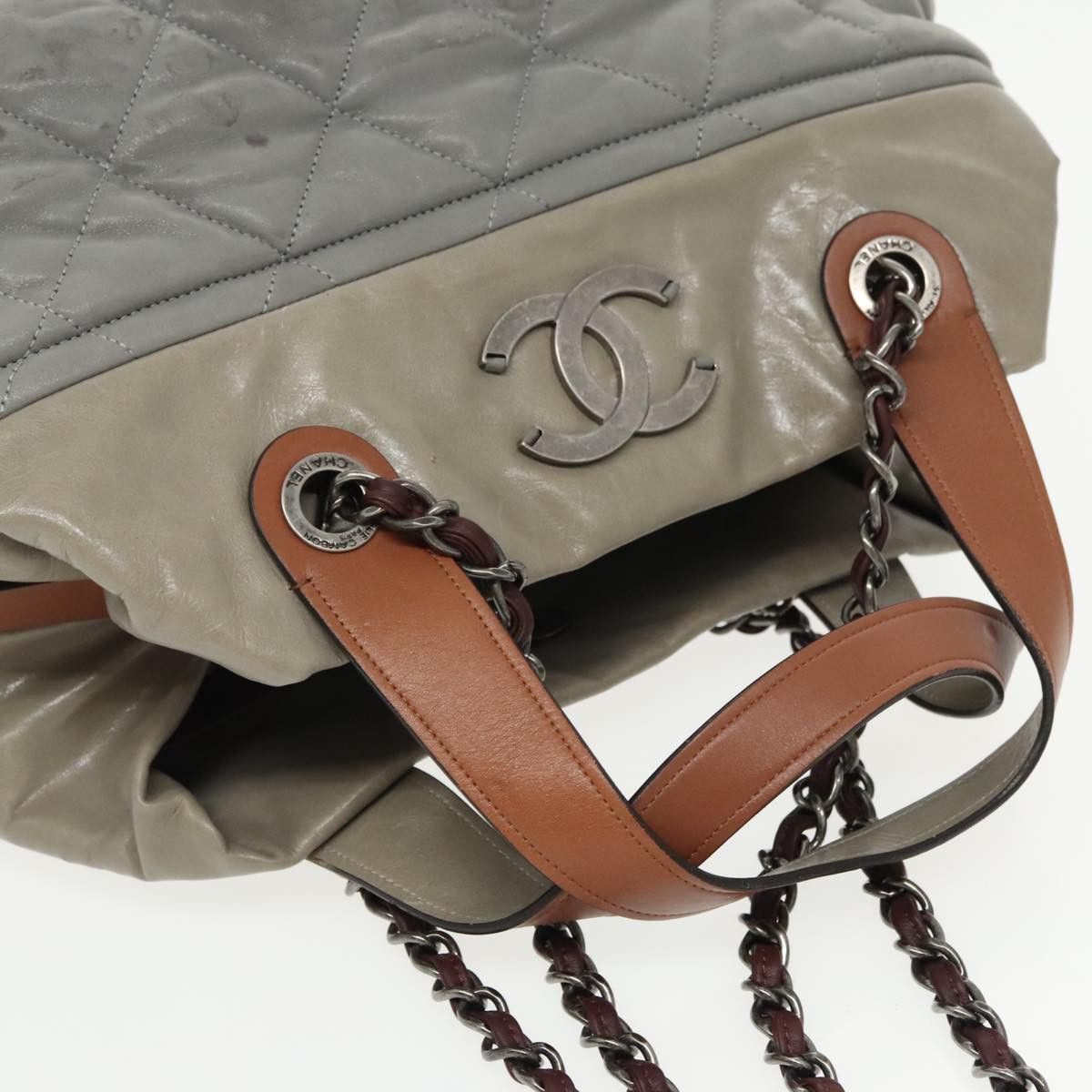 Chanel Quilted Grey Leather Handbag (Pre-Owned) Size ONE SIZE - 13 Thumbnail