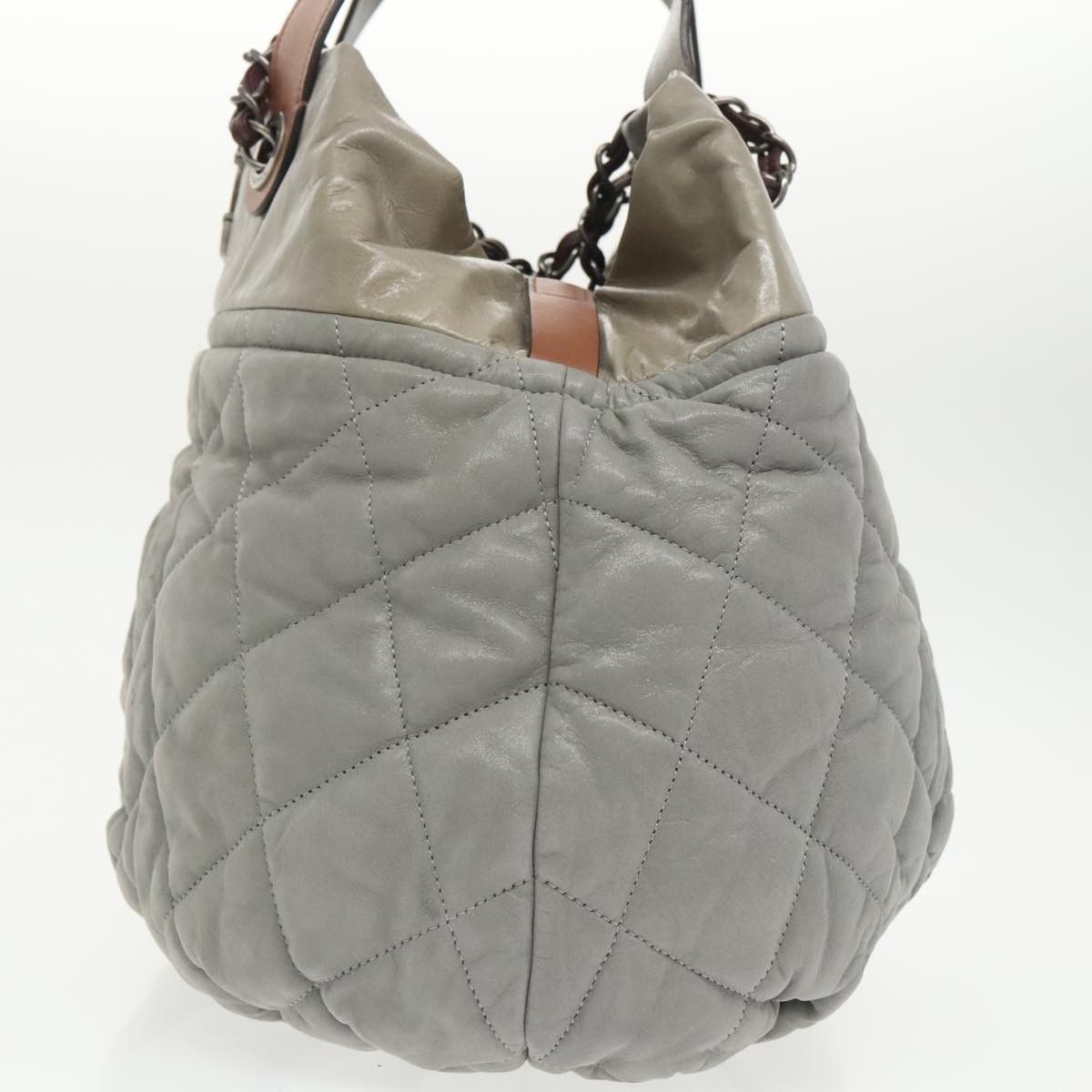 Chanel Quilted Grey Leather Handbag (Pre-Owned) Size ONE SIZE - 3 Thumbnail
