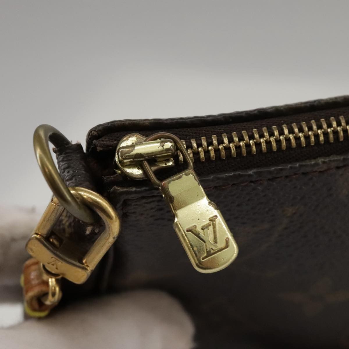 Louis Vuitton Pochette Accessoire Brown Canvas Clutch Bag (Pre-Owned) Size ONE SIZE - 15 Thumbnail