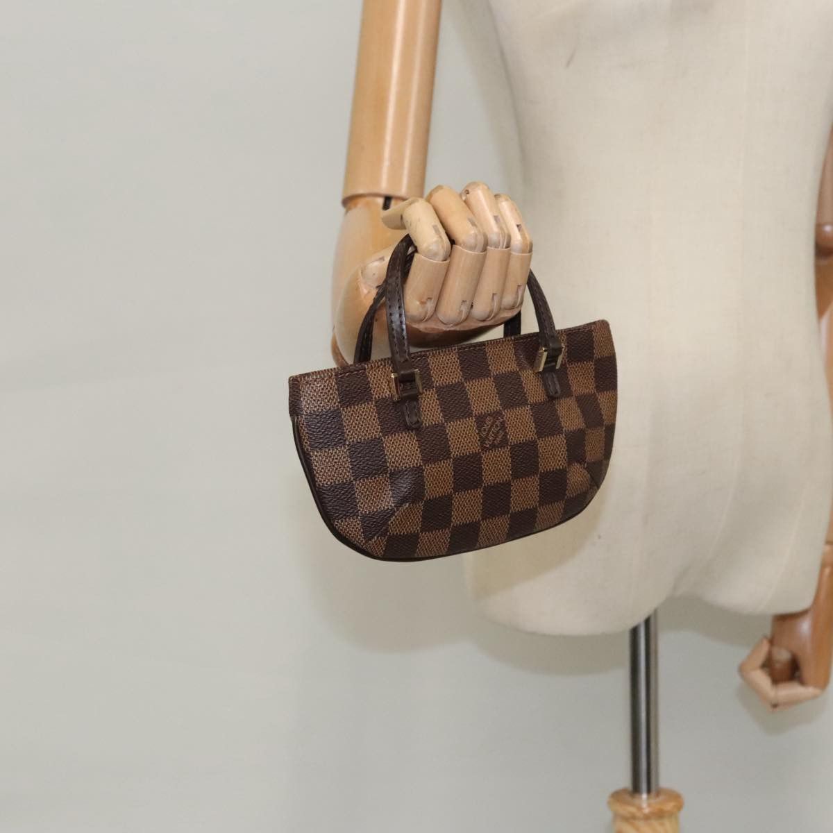 Louis Vuitton Manosque Brown Canvas Handbag (Pre-Owned) Size ONE SIZE - 18 Thumbnail