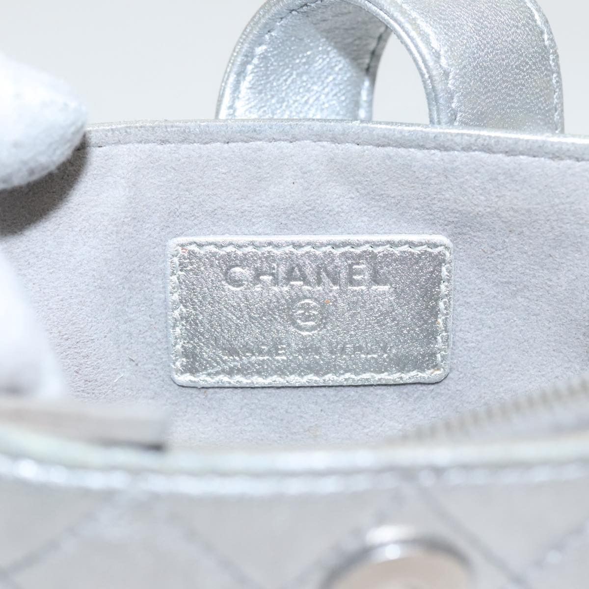 Chanel Quilted Silver Leather Clutch Bag (Pre-Owned) Size ONE SIZE - 10 Thumbnail