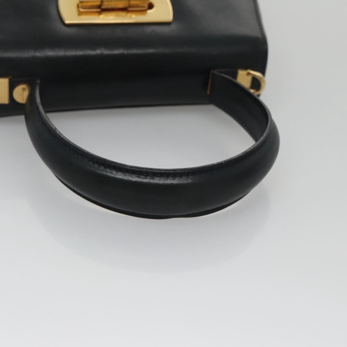 Salvatore Ferragamo Gancini Black Leather Handbag (Pre-Owned) Size ONE SIZE - 13 Thumbnail