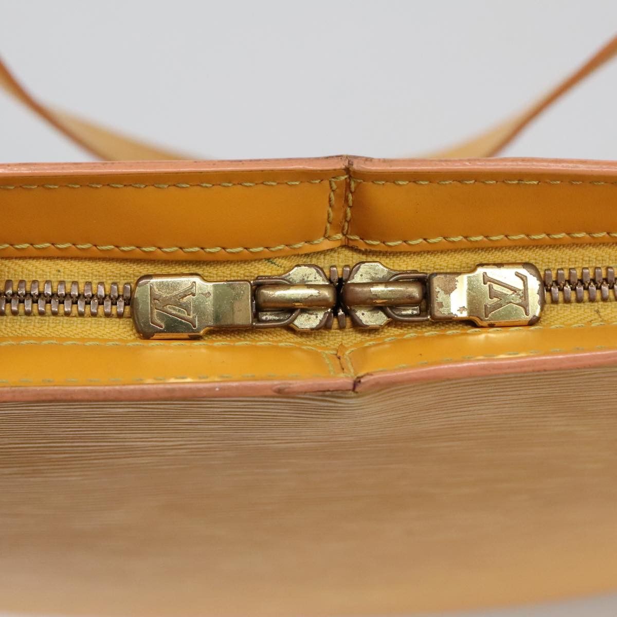 Louis Vuitton Lussac Yellow Leather Shoulder Bag (Pre-Owned) Size ONE SIZE - 15 Thumbnail