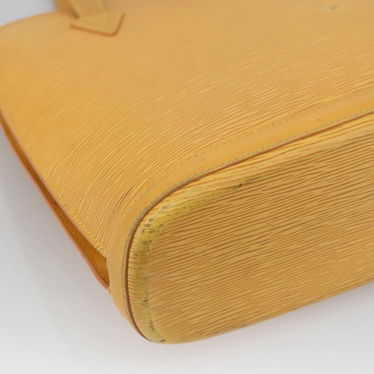 Louis Vuitton Lussac Yellow Leather Shoulder Bag (Pre-Owned) Size ONE SIZE - 11 Thumbnail