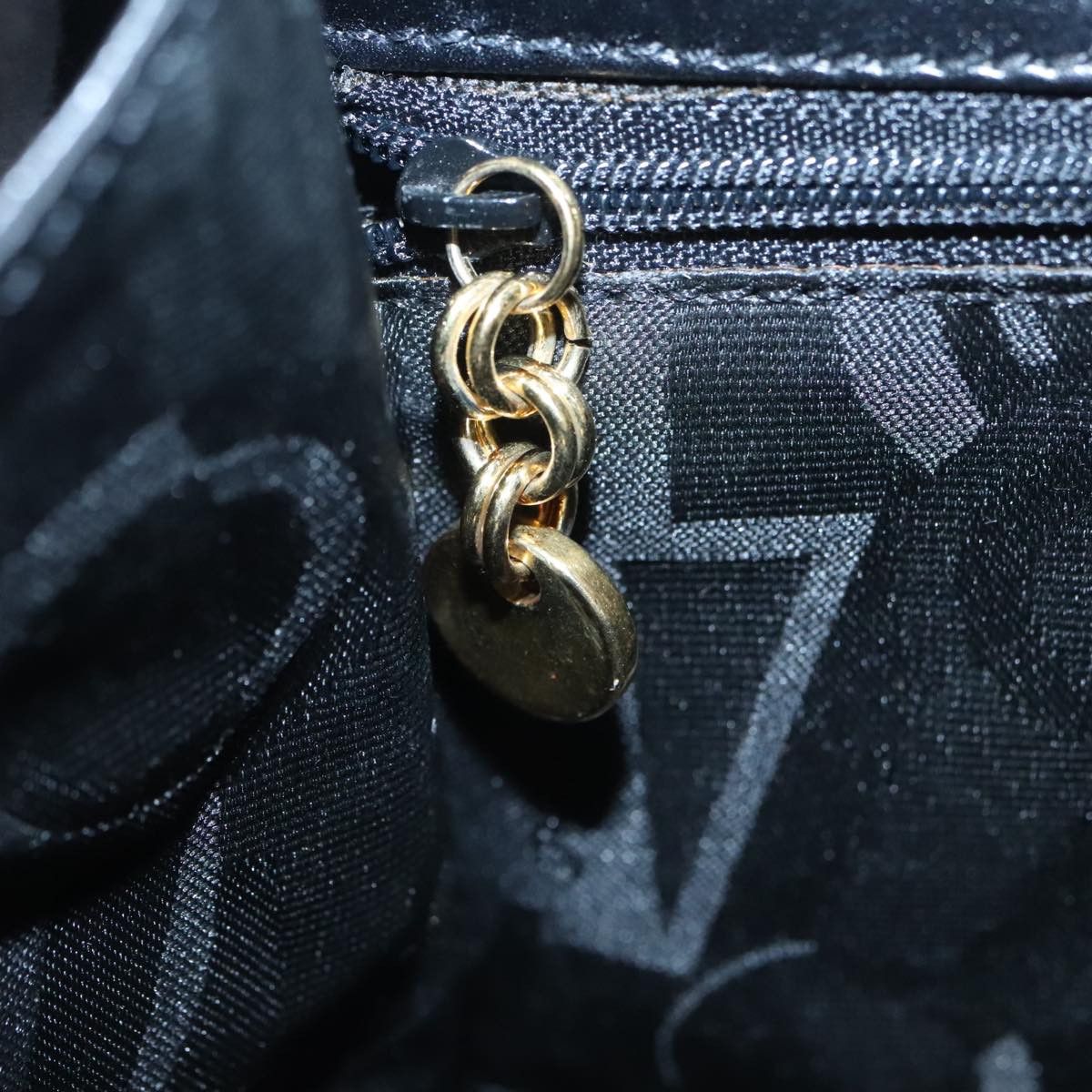 Salvatore Ferragamo Gancini Black Leather Handbag (Pre-Owned) Size ONE SIZE - 13 Thumbnail