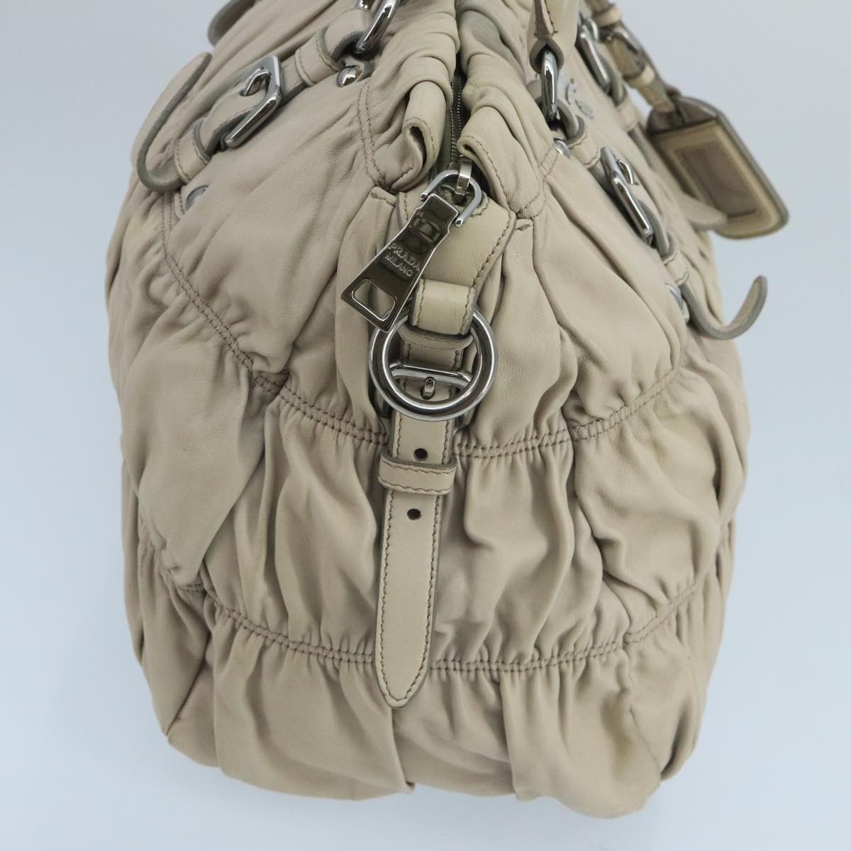 Prada Nappa Gauffré Beige Leather Handbag (Pre-Owned) Size ONE SIZE - 17 Thumbnail