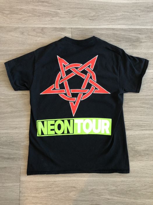 Playboi carti merch neon on sale tour