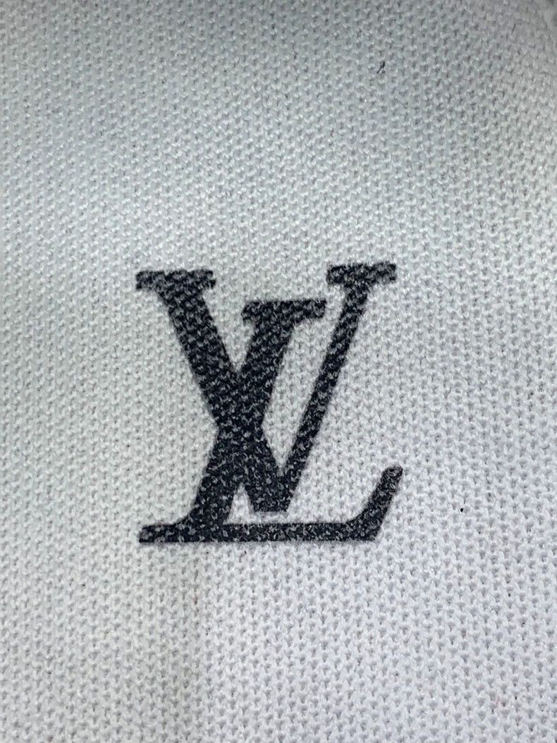 Louis Vuitton Louis Vuitton Lv Louis Vuitton Trainer Size 38 White Round Toe Laced Board Shoes Size US 5.5 / EU 38 - 7 Thumbnail