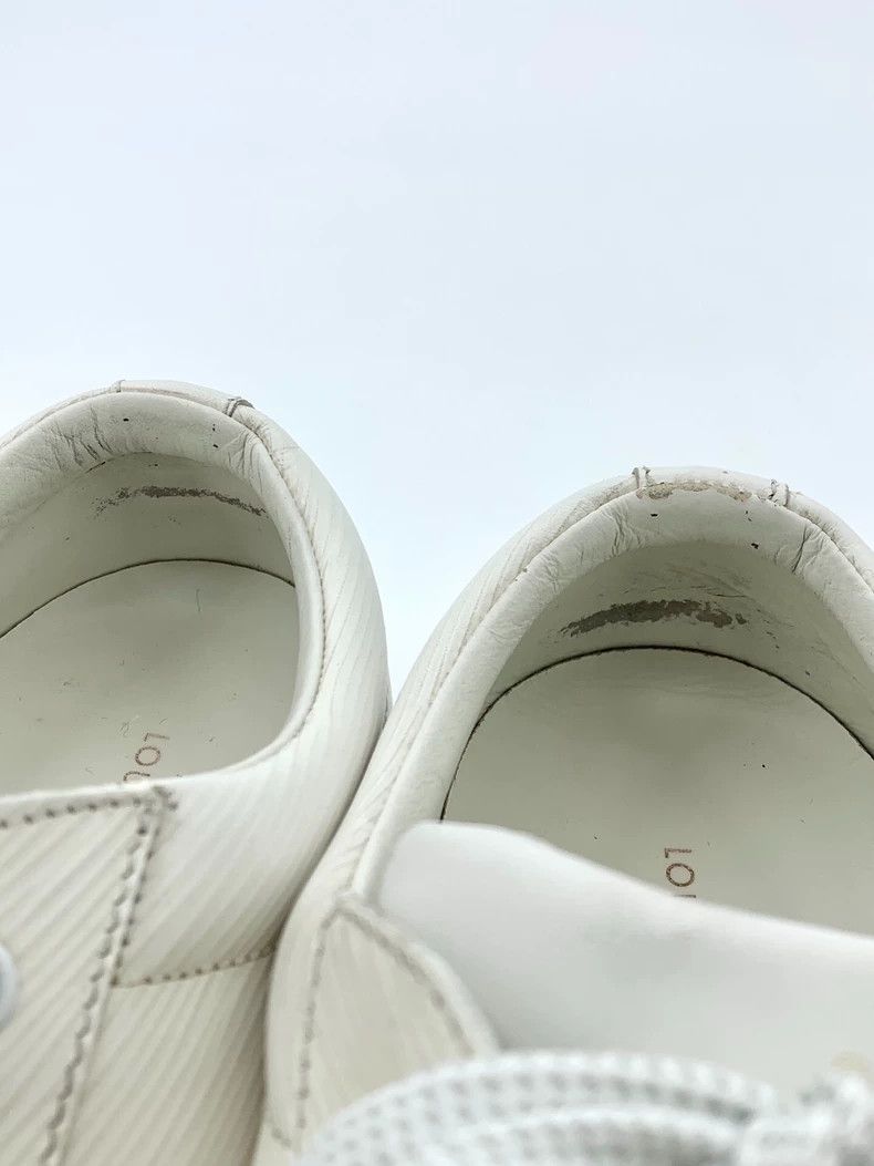 Louis Vuitton Louis Vuitton Lv Louis Vuitton Size 39 White Water Ripple Laced Sports Shoes Size US 6.5 / EU 39-40 - 9 Thumbnail