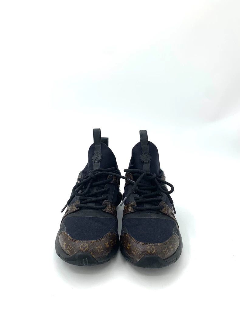 Louis Vuitton Louis Vuitton lv Louis Vuitton Size 38 Black Brown Mesh Patch Laced Casual Sports Shoes Size US 6 / EU 39 - 3 Thumbnail