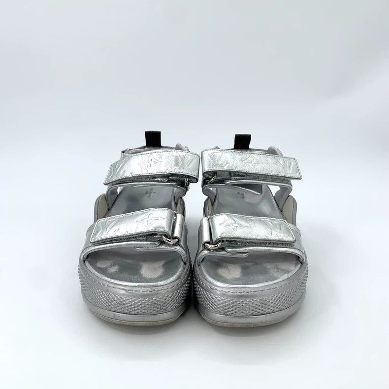 Louis Vuitton Louis Vuitton Lv Louis Vuitton Size 37 Silver Logo Print Thick Sole Sandals Size US 6 / IT 36 - 3 Thumbnail
