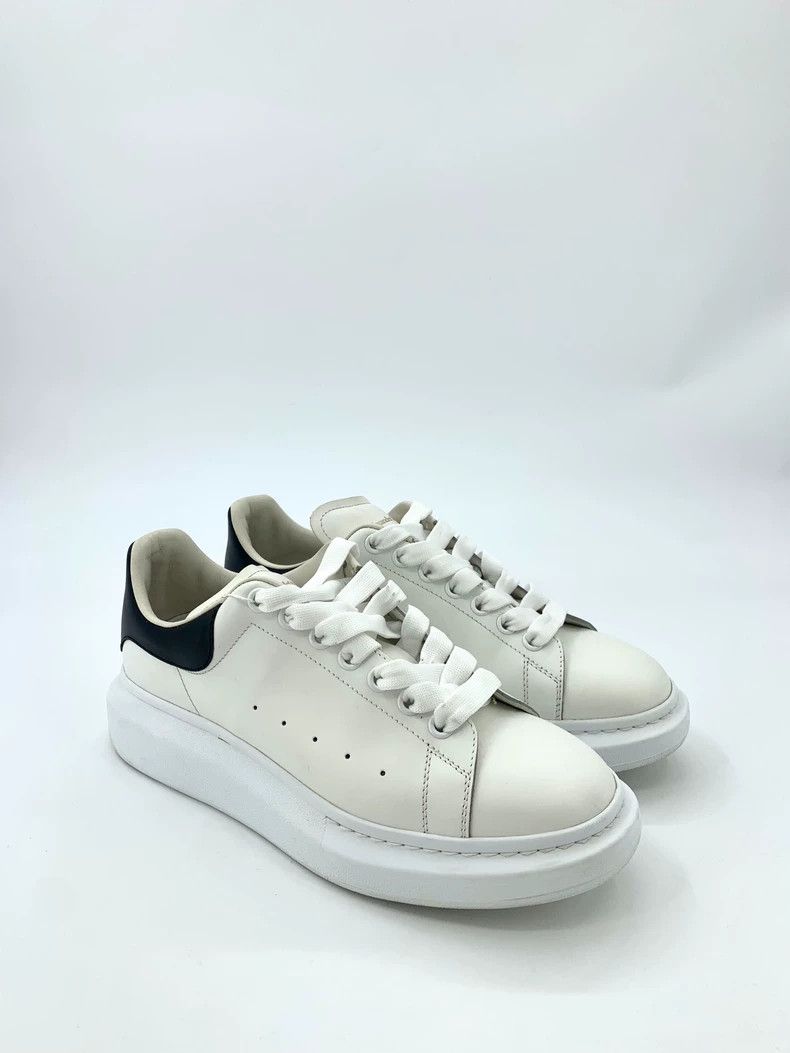 Alexander McQueen Alexander McQueen Alexander McQueen Size 42 White Black Tail Thick Sole Casual Shoes Size US 8.5 / EU 41-42 - 2 Thumbnail