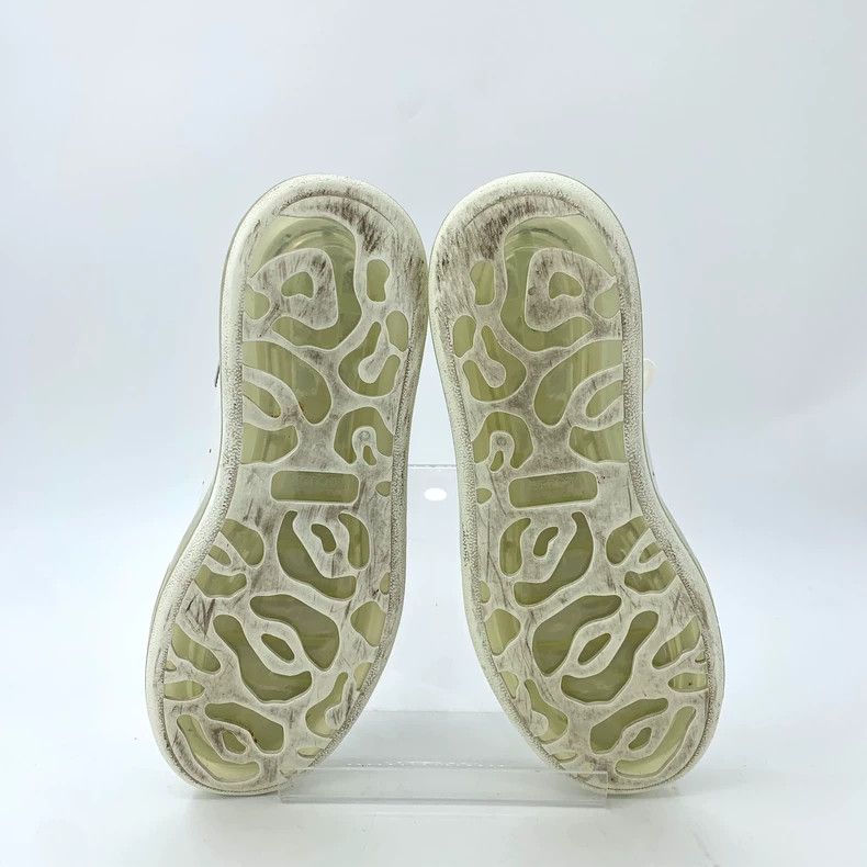 Alexander McQueen Alexander McQueen White lace-up thick-soled leather casual sneakers, size 38 Size US 5.5 / EU 38 - 5 Thumbnail
