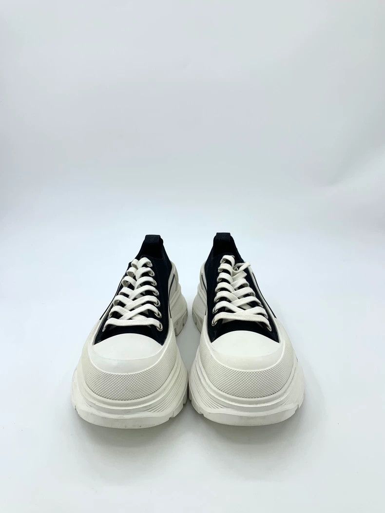 Alexander McQueen Alexander McQueen White and black thick-soled lace-up casual shoes, size 42 Size US 8.5 / EU 41-42 - 3 Thumbnail
