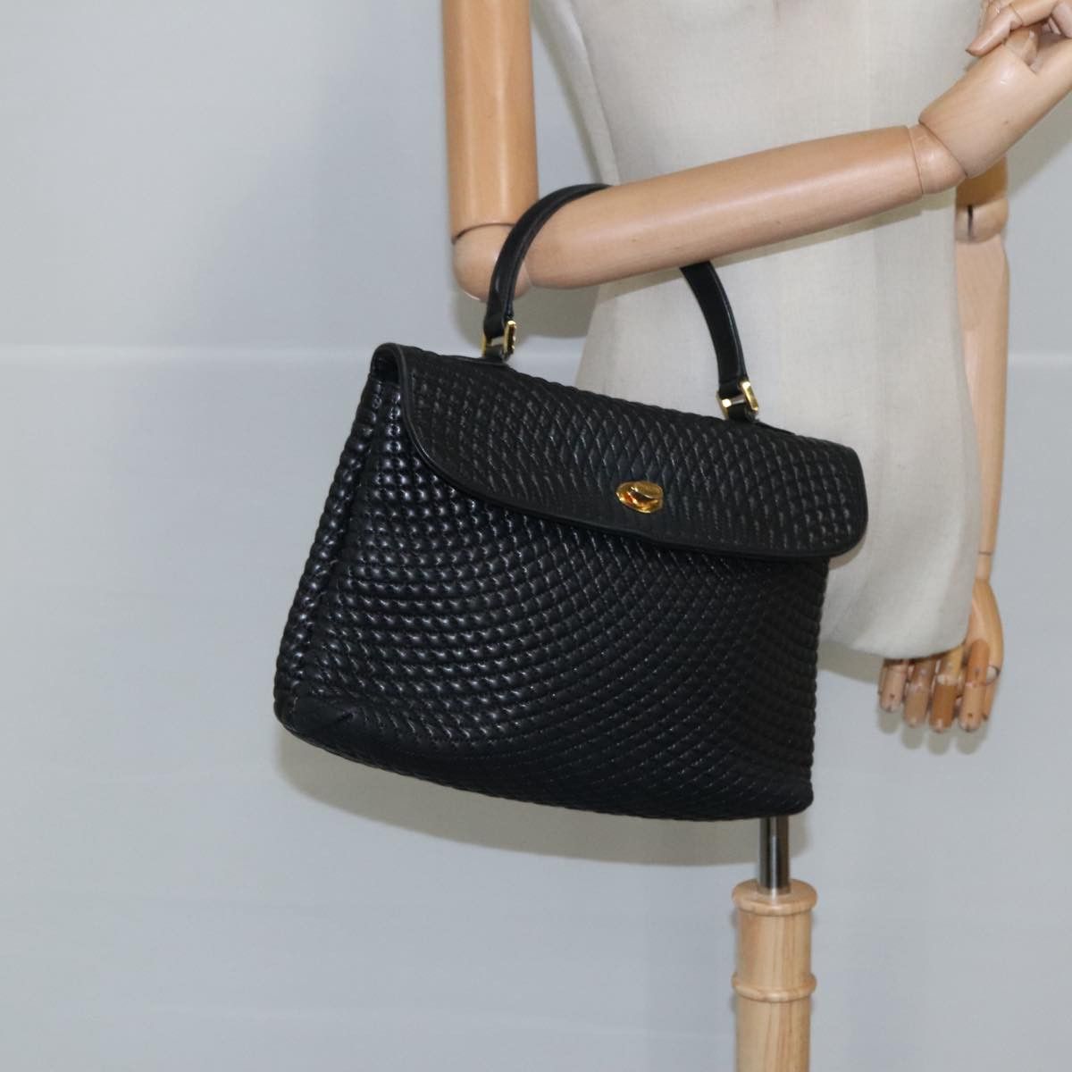 Bally Black Leather Handbag (Pre-Owned) Size ONE SIZE - 15 Thumbnail