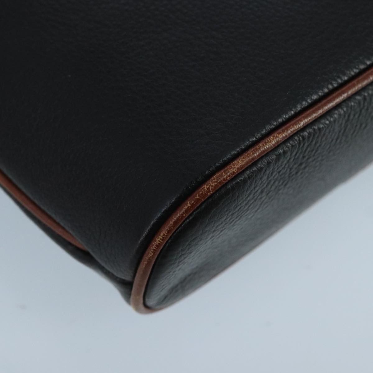 Bally Black Leather Shoulder Bag (Pre-Owned) Size ONE SIZE - 8 Thumbnail
