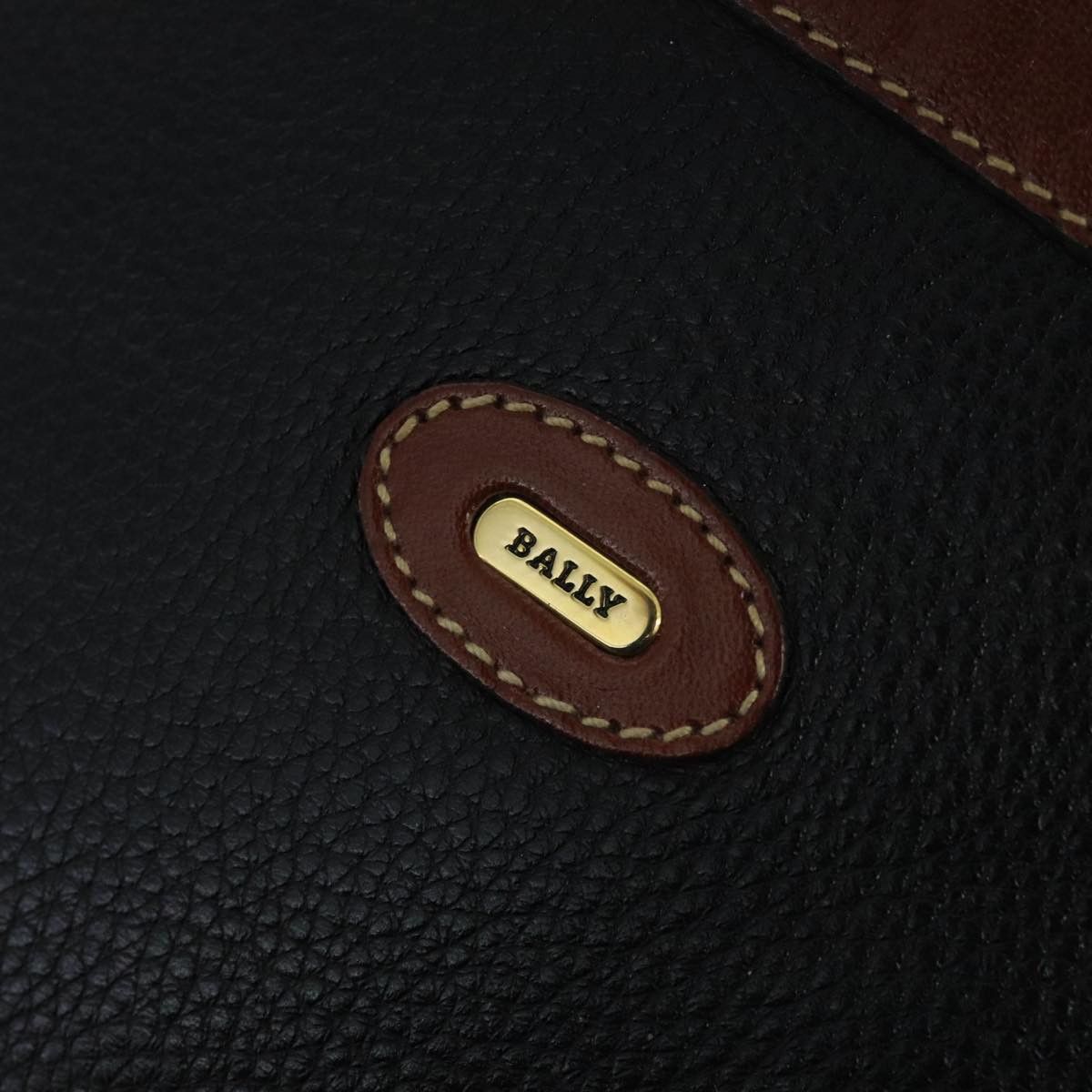 Bally Black Leather Shoulder Bag (Pre-Owned) Size ONE SIZE - 14 Thumbnail