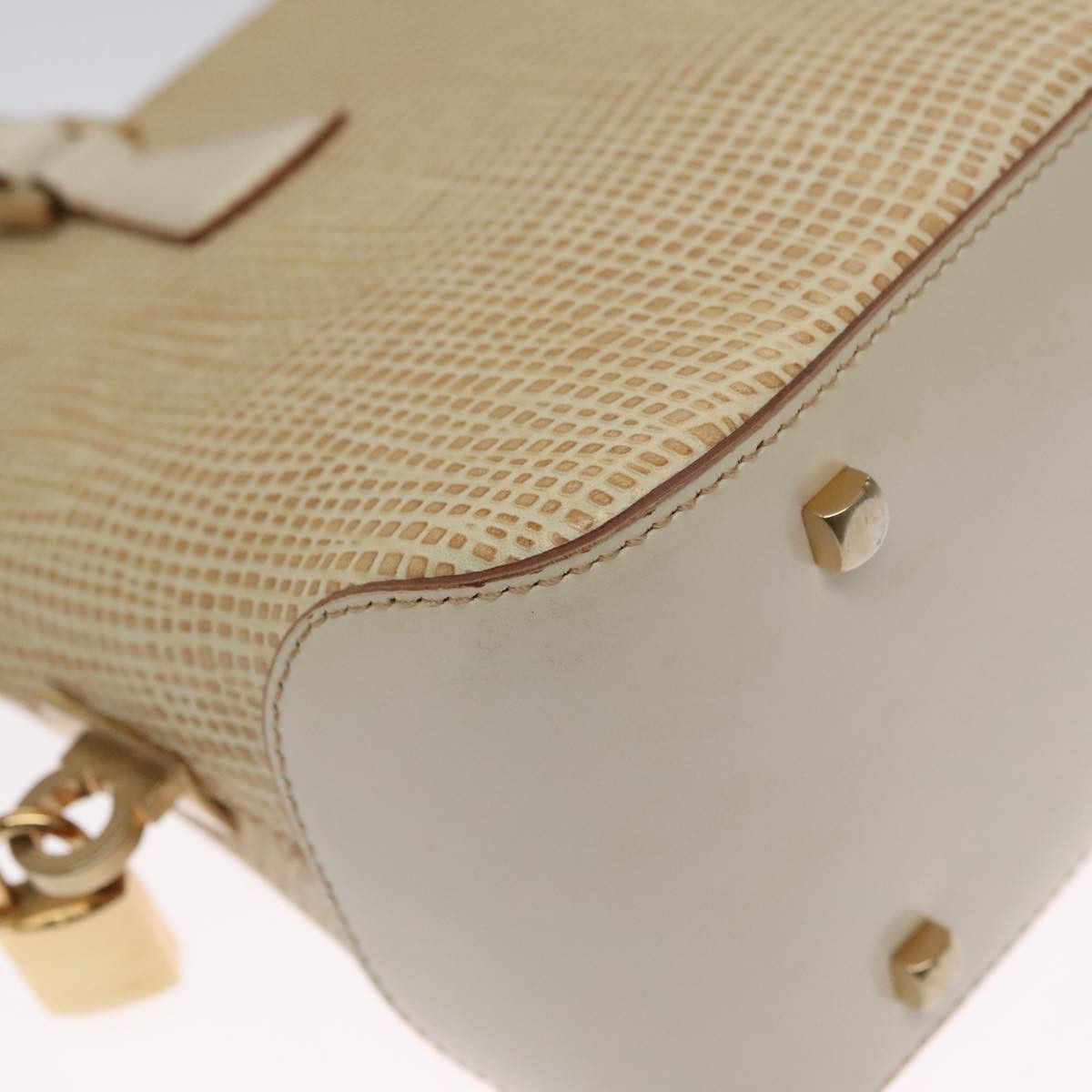 Salvatore Ferragamo Beige Leather Shoulder Bag (Pre-Owned) Size ONE SIZE - 15 Thumbnail