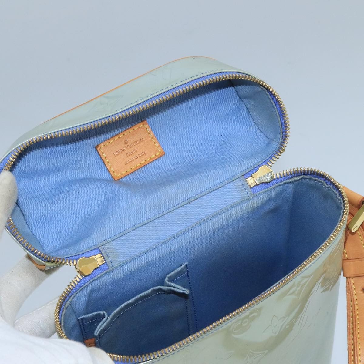 Louis Vuitton Sullivan Grey Patent Leather Shoulder Bag (Pre-Owned) Size ONE SIZE - 20 Thumbnail