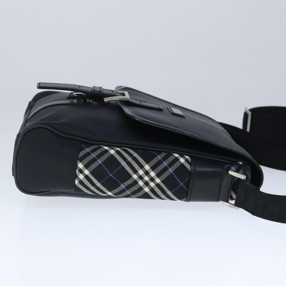 Burberry Black Label Black Synthetic Shoulder Bag (Pre-Owned) Size ONE SIZE - 4 Thumbnail