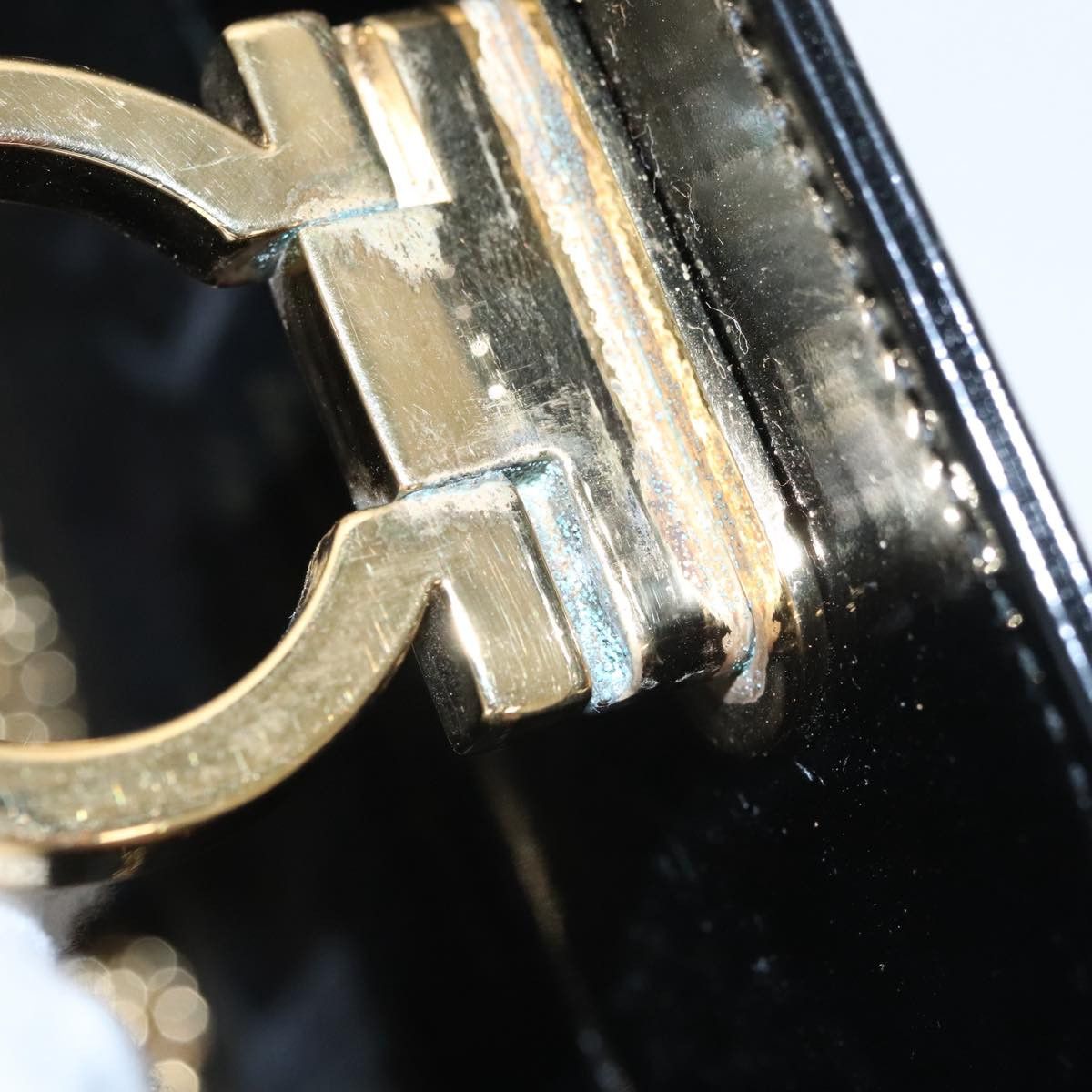 Salvatore Ferragamo Gancini Black Patent Leather Shoulder Bag (Pre-Owned) Size ONE SIZE - 8 Thumbnail