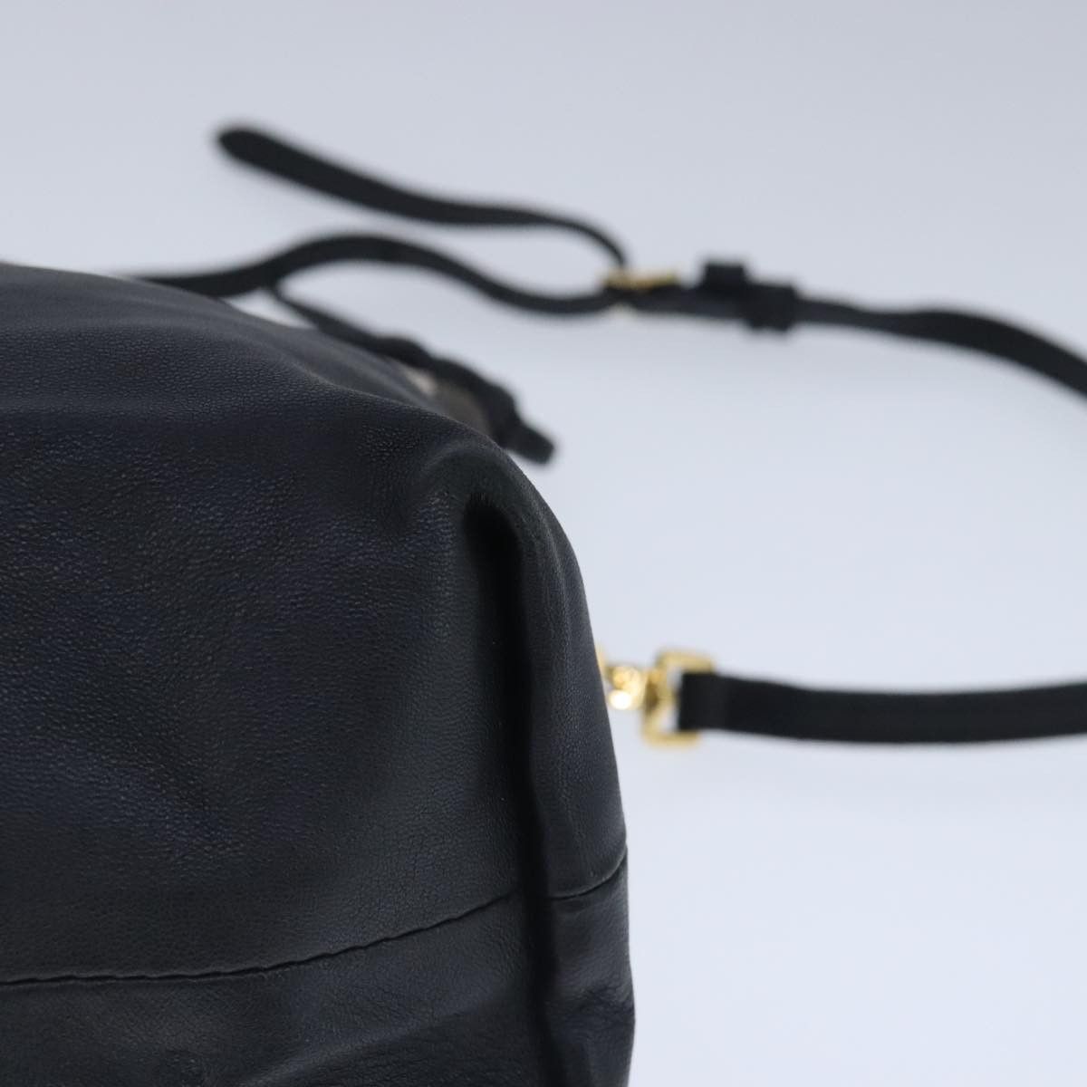 Burberry Black Leather Shoulder Bag (Pre-Owned) Size ONE SIZE - 19 Thumbnail