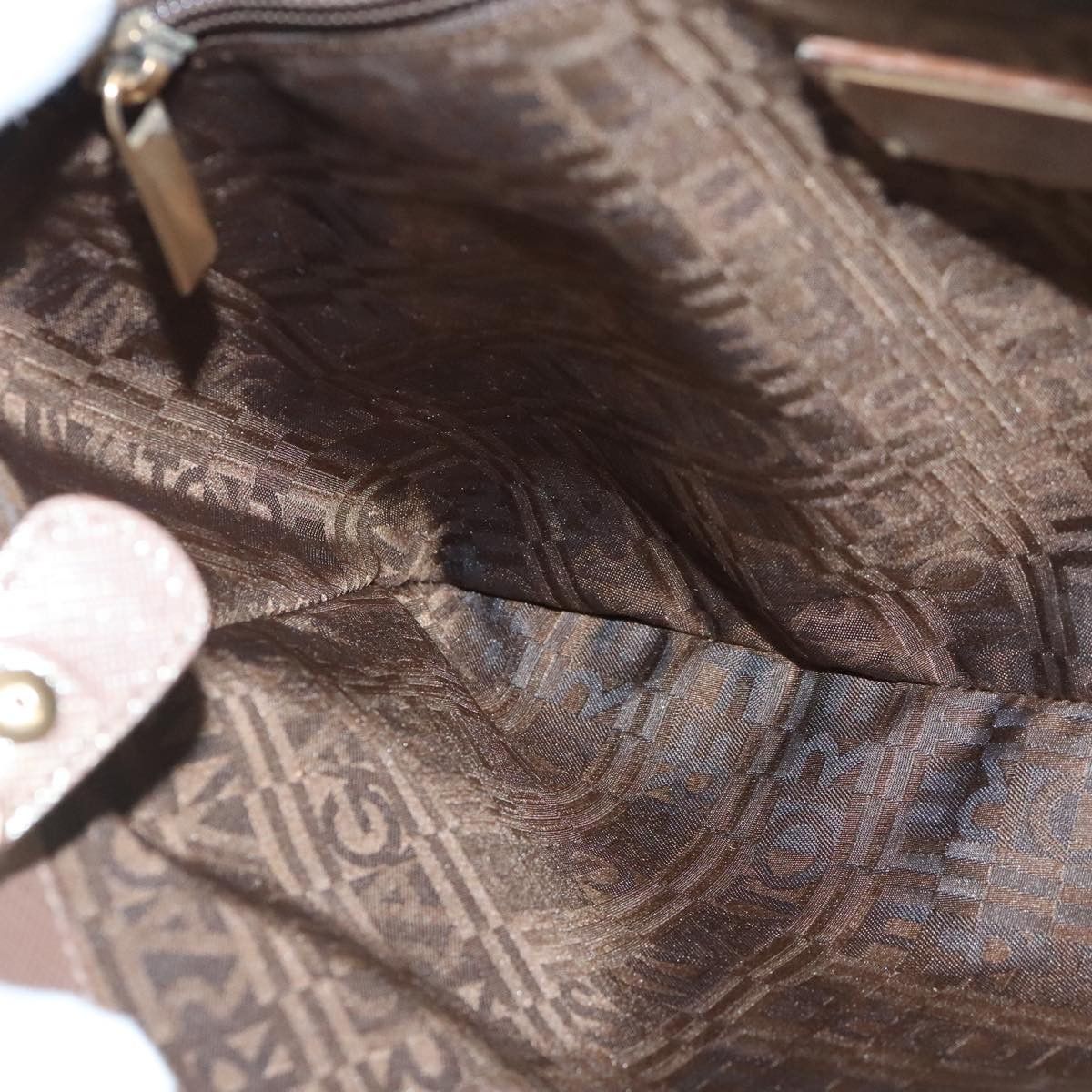 Salvatore Ferragamo Gancini Brown Leather Handbag (Pre-Owned) Size ONE SIZE - 19 Thumbnail